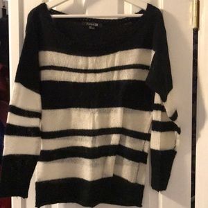Long sleeve sweater